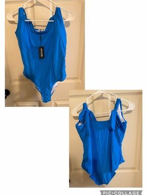 Aimage One Piece Swimsuit
Size Large NWT